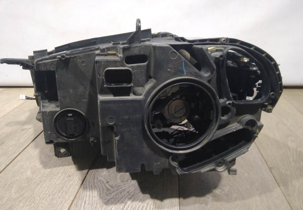 Фара ЛЭД LED правая бу BMW X5 F15 OEM 7290066 Фара ЛЭД LED правая бу BMW X5 F15 OEM 7290066