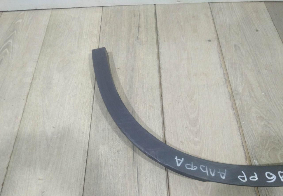 Молдинг крыла задний правый бу BMW X1 F48 OEM 51777332340 Молдинг крыла задний правый бу BMW X1 F48 OEM 51777332340