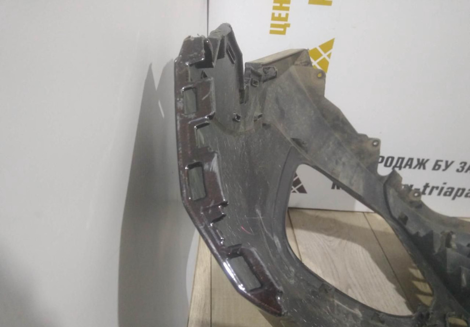 Бампер передний бу Renault Kaptur OEM 620222180R Бампер передний бу Renault Kaptur OEM 620222180R