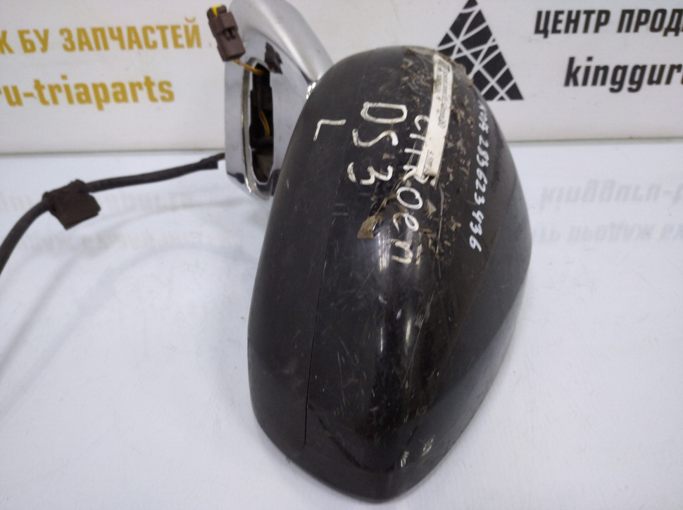 Зеркало левое б/у Citroen ds3 Зеркало левое б/у Citroen ds3