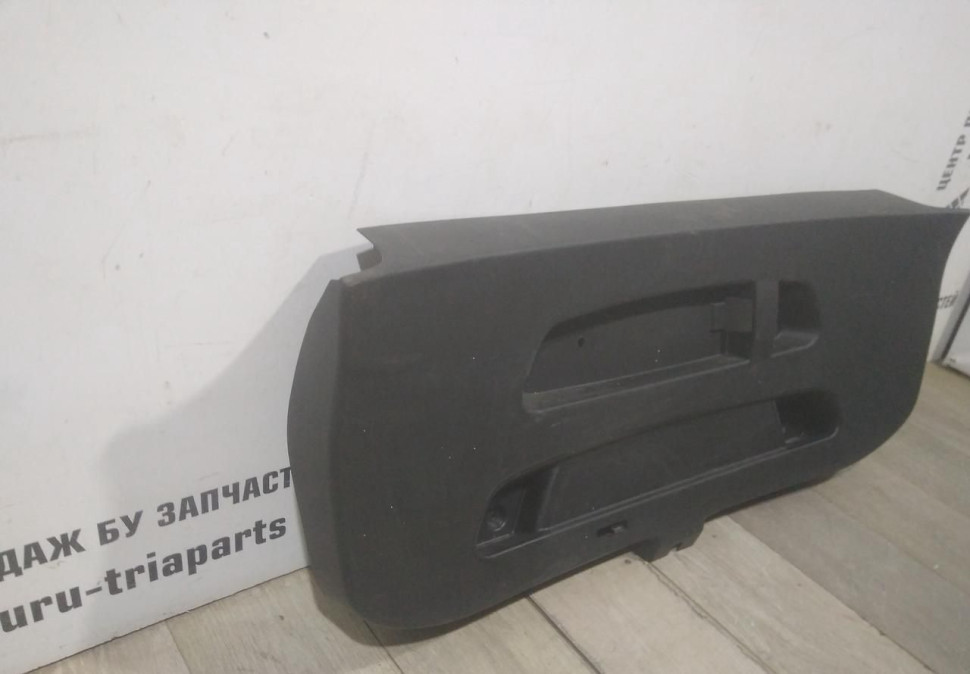 Обивка крышки багажника нижняя бу BMW X1 E84 OEM 51492990126