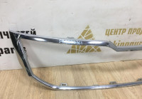 Молдинг решетки радиатора Skoda Karoq OEM 57A853761