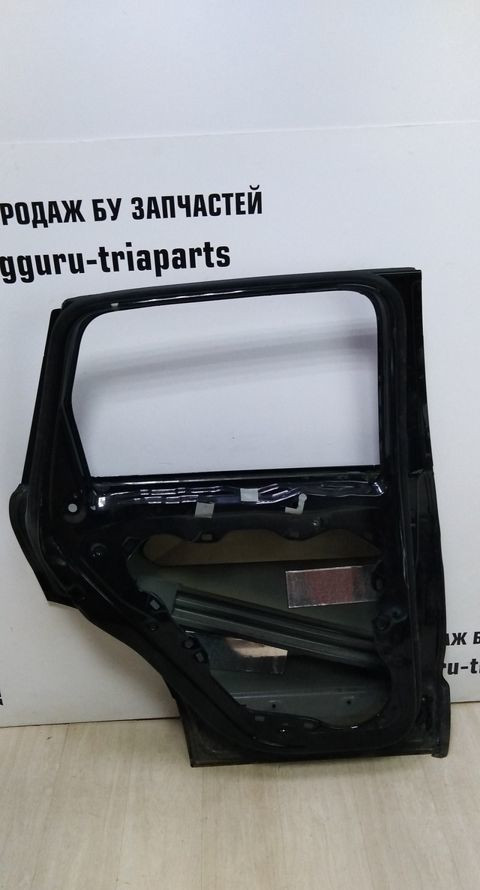 Дверь задняя левая Volkswagen Touareg NF oem 7P0833055A
