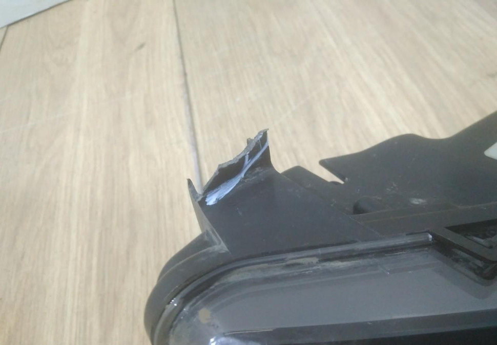 Фара ЛЭД LED противотуманная левая бу BMW 3 G20 OEM 63178089525