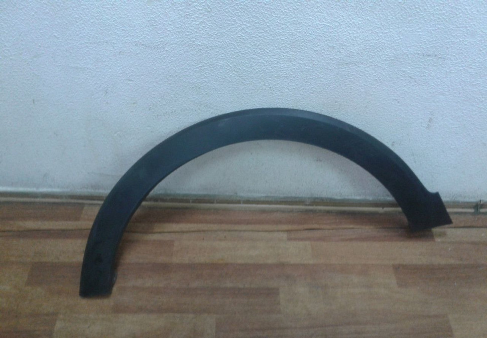 Накладка арки крыла передняя левая Renault Kaptur oem 638132812r