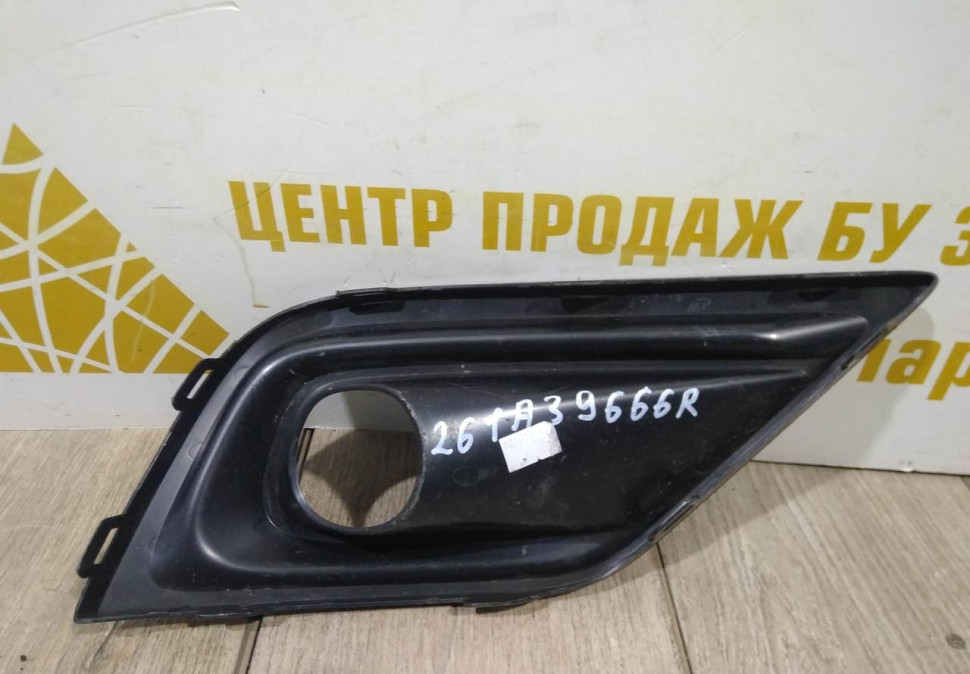 Решетка бампера левая бу Renault Arkana OEM 261A39666R