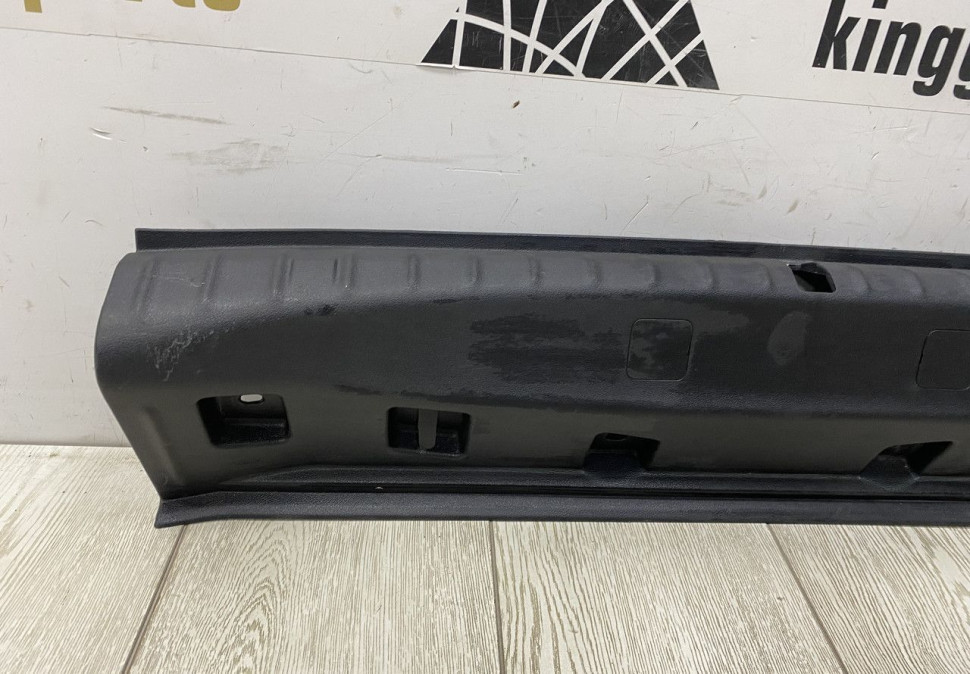 Обивка задней панели BMW 5 G30 OEM 51477373574 Обивка задней панели BMW 5 G30 OEM 51477373574