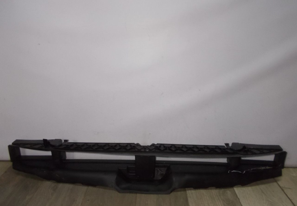 Воздуховод радиатора нижний бу BMW Х5 G05 OEM 51647418158