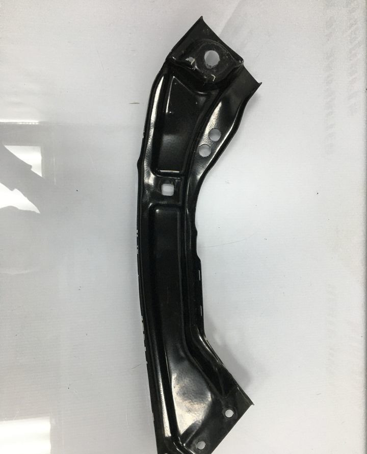 Кронштейн передней панели левый Skoda Rapid 2 OEM 60U805931