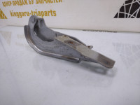 Петля капота левая бу Mitsubishi Outlander XL