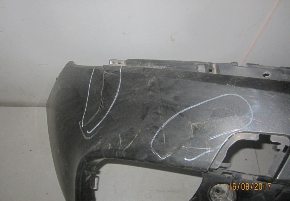 Бампер передний Lada Vesta Oem 8450006666 (трещины) (скл-3)