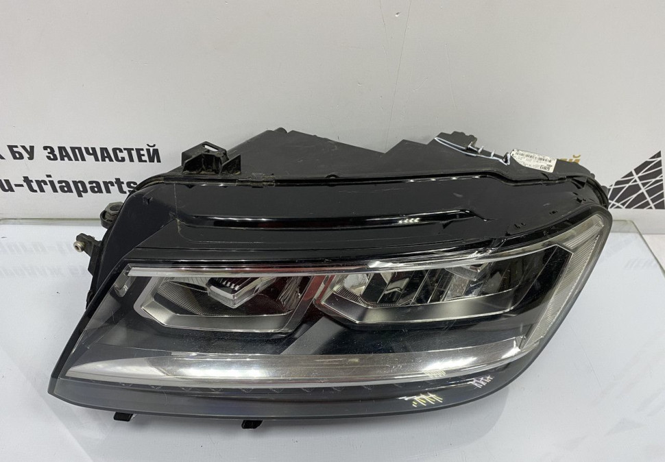 Фара левая LED Volkswagen Tiguan 2 oem 5NB941035B Фара левая LED Volkswagen Tiguan 2 oem 5NB941035B