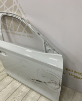 Дверь передняя правая Skoda Octavia A8 OEM 5E3831052