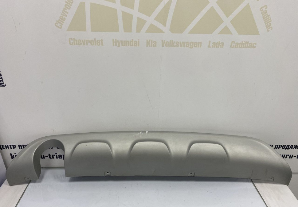 Накладка заднего бампера нижняя Renault Kaptur OEM 850706485R