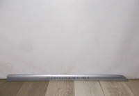 Молдинг двери передний правый Skoda Yeti OEM 5L0853516A