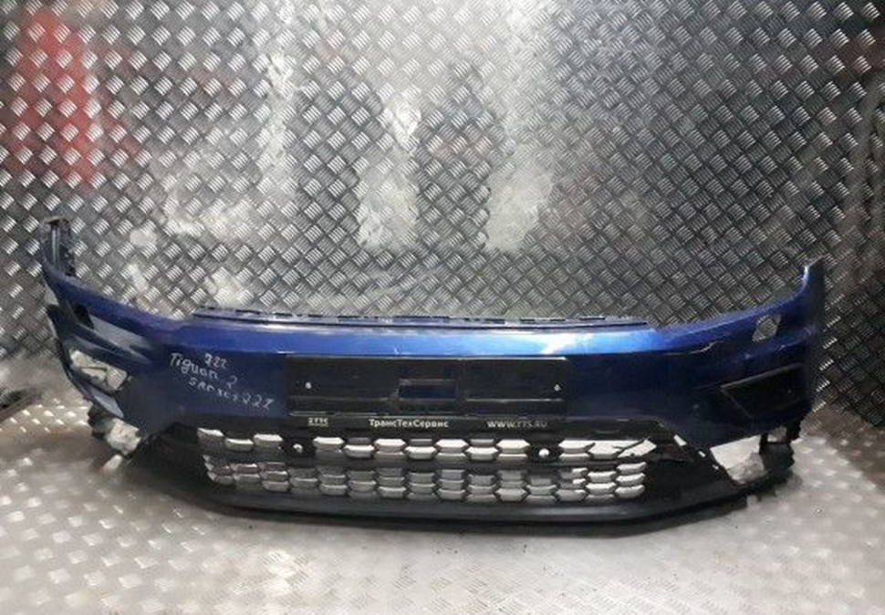 Бампер передний Volkswagen Tiguan 2 oem 5nr807221
