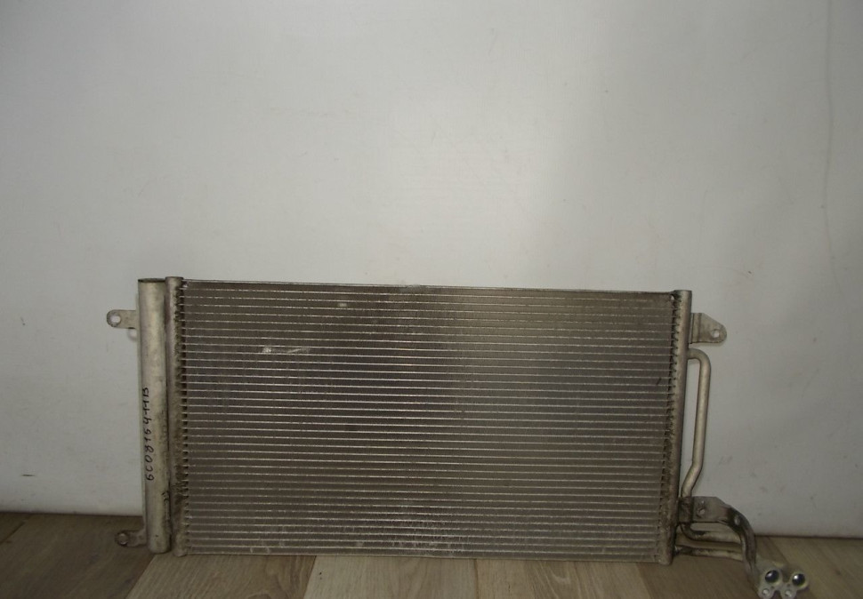 Радиатор кондиционера бу Skoda Rapid OEM 6C0816411B