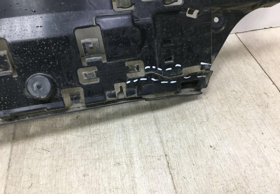 Кронштейн заднего бампера нижний BMW 5 G30 M-Pack OEM 51128064714 Кронштейн заднего бампера нижний BMW 5 G30 M-Pack OEM 51128064714