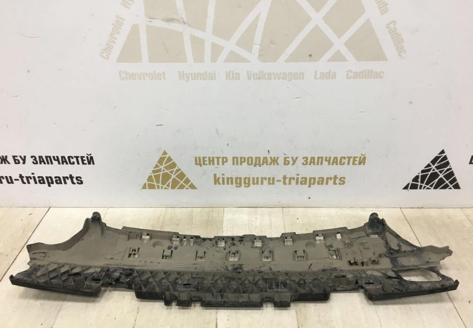 Кронштейн заднего бампера нижний BMW 5 G30 M-Pack OEM 51128064714 Кронштейн заднего бампера нижний BMW 5 G30 M-Pack OEM 51128064714