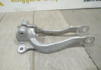 Крепление переднего левого амортизатора бу BMW 5 G30 OEM 31126865929