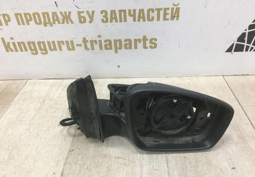 Корпус зеркала левый 5 пин Skoda Rapid OEM 5JB857501F Корпус зеркала левый 5 пин Skoda Rapid OEM 5JB857501F