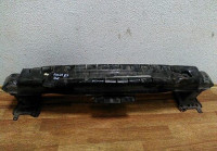 Усилитель бампера передний Volkswagen Passat B7 есть вмятина