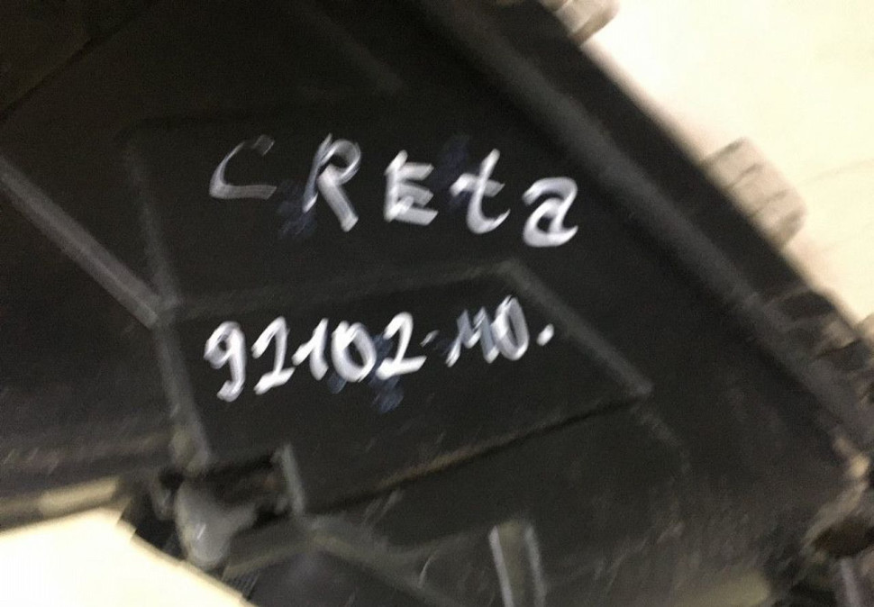 Фара правая диодная Hyundai Creta oem 92102M0100