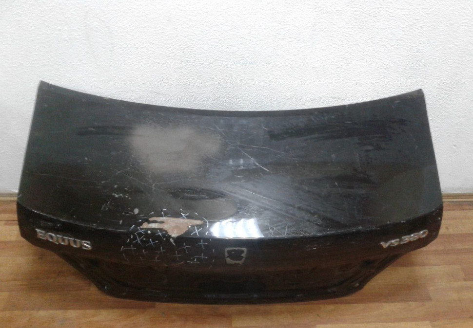 Крышка багажника Hyundai Equus VS380 (вмятина) Крышка багажника Hyundai Equus VS380 (вмятина)