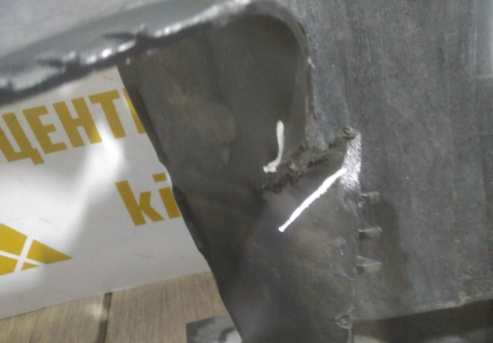 Кронштейн противотуманной фары правый бу BMW 7 G11 M-Pack рестайлинг OEM 51118073992