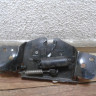 Замок капота Hyundai Tucson 3 oem 81130d3100 Замок капота Hyundai Tucson 3 oem 81130d3100
