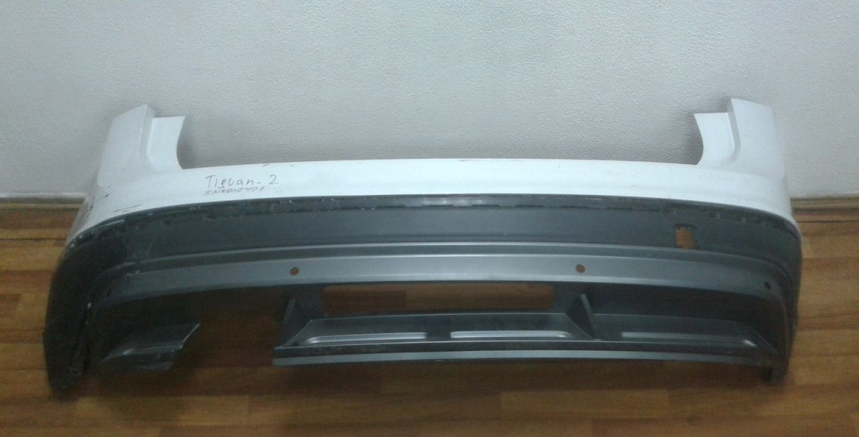 Бампер задний Volkswagen Tiguan 2 oem 5nr807421 (дефект) (скл-4)