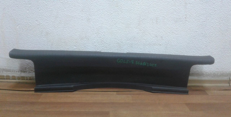 Обивка задней панели Volkswagen Golf 7 oem 5g6863459