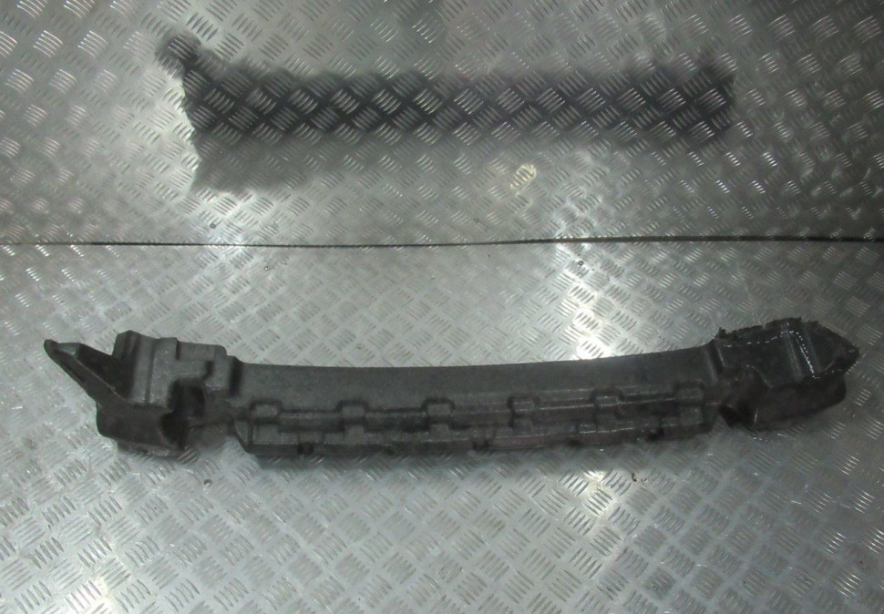 Абсорбер переднего бампера  Hyundai Tucson 3 рест  oem 86520d7500 (слом.часть) (скл-3)