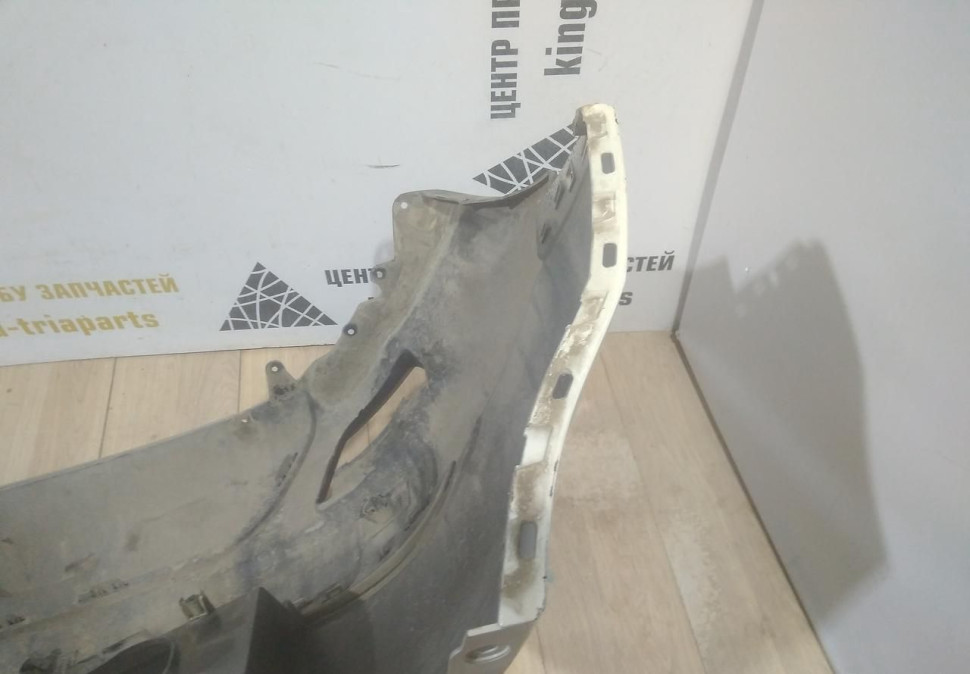 Бампер задний бу Renault Kaptur OEM 850220429R (В)