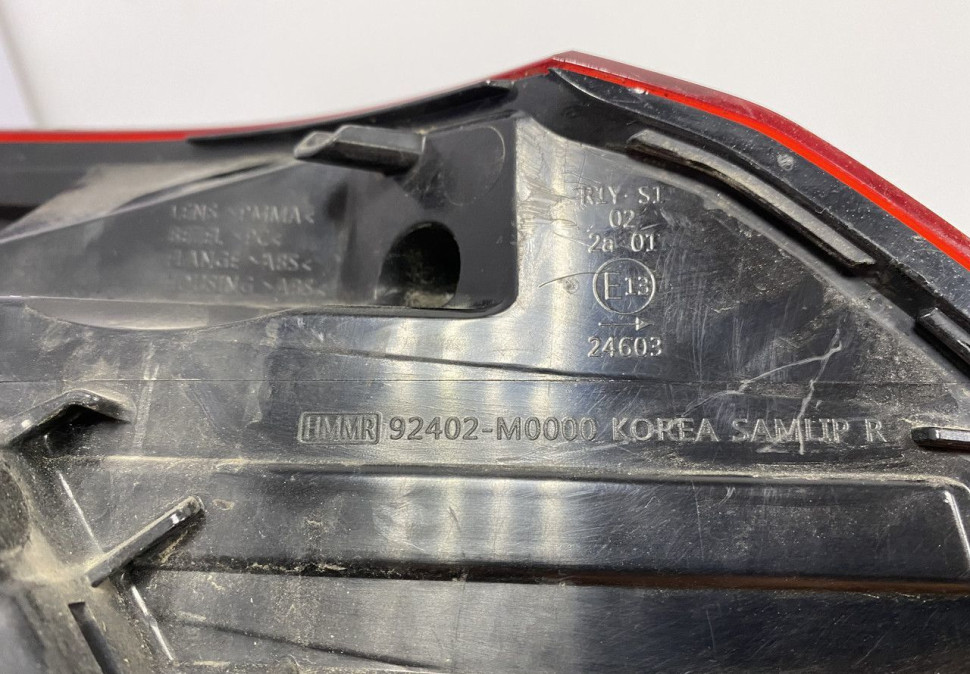 Фонарь правый внешний Hyundai Creta 2016 oem 92402M0000