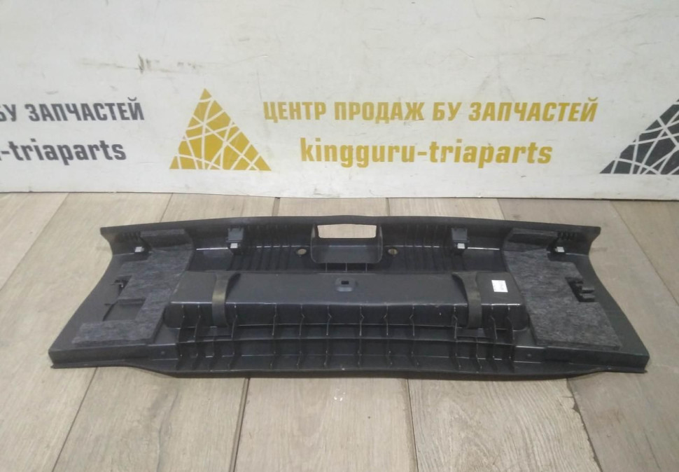 Обивка задней панели бу Skoda Octavia A7 OEM 5E5863485 Обивка задней панели бу Skoda Octavia A7 OEM 5E5863485