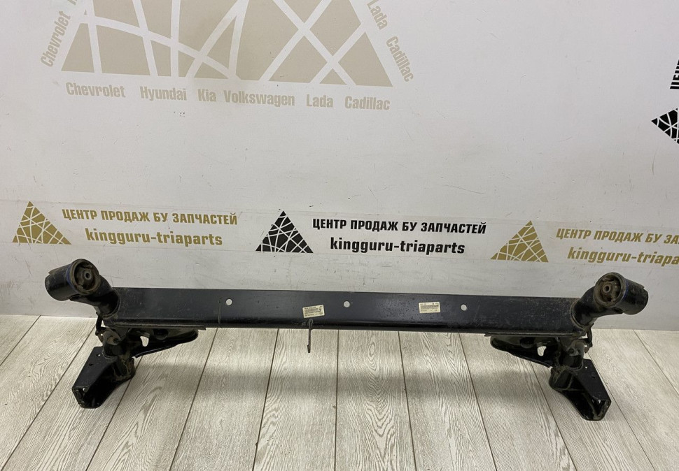 Балка задняя Renault Logan OEM 555012603R