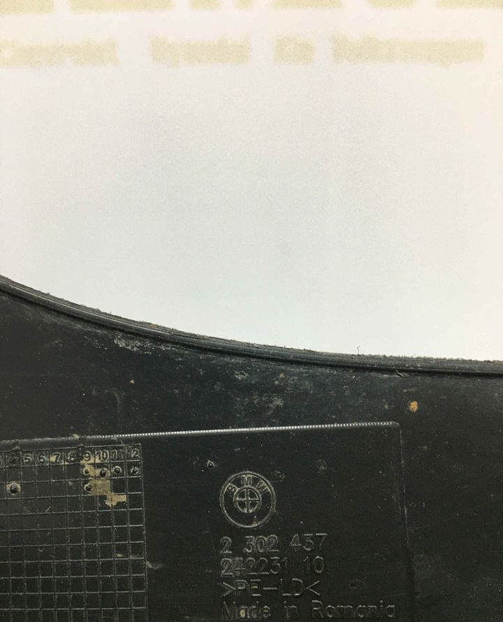 Брызговик задний левый BMW X5 F15 OEM 82162302437 Брызговик задний левый BMW X5 F15 OEM 82162302437