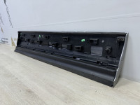 Молднинг двери передний левый Volkswagen Touareg 3 2018 OEM 760854939DGRU 760854939D