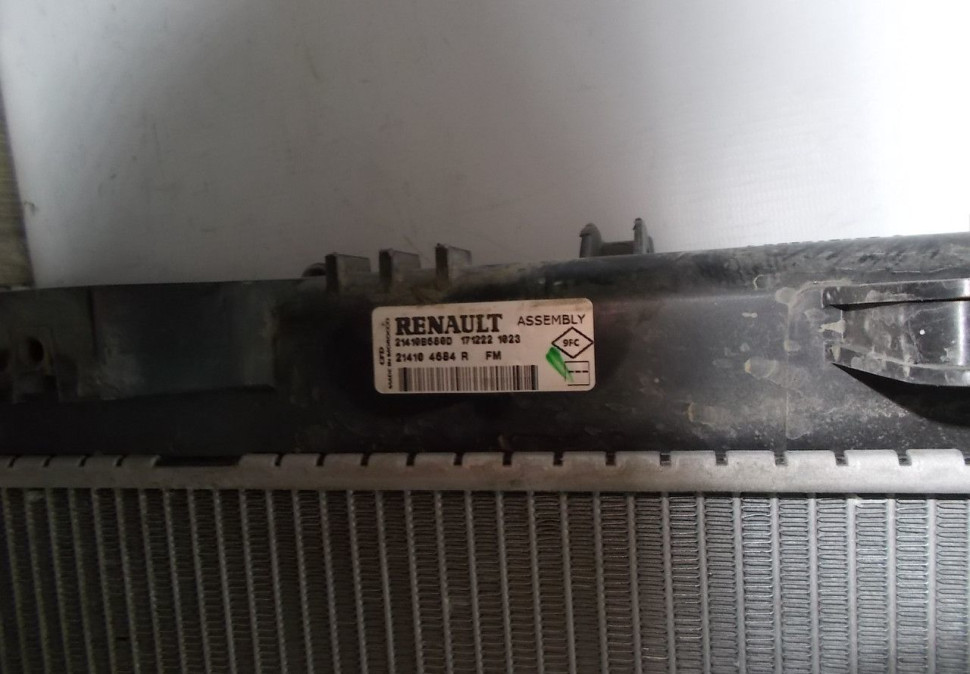 Радиатор охлаждения бу Renault Logan 2 OEM 214104684R