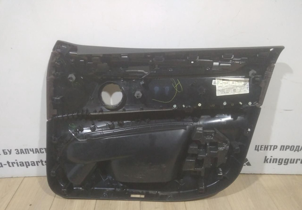 Обивка двери передняя левая бу BMW X5 F15 OEM 51417369941 Обивка двери передняя левая бу BMW X5 F15 OEM 51417369941