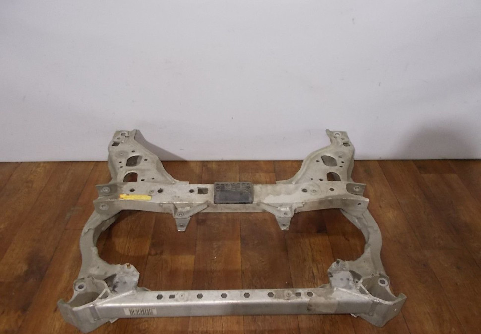Подрамник (балка передней подвески) бу BMW 3 E90 OEM 31116785639