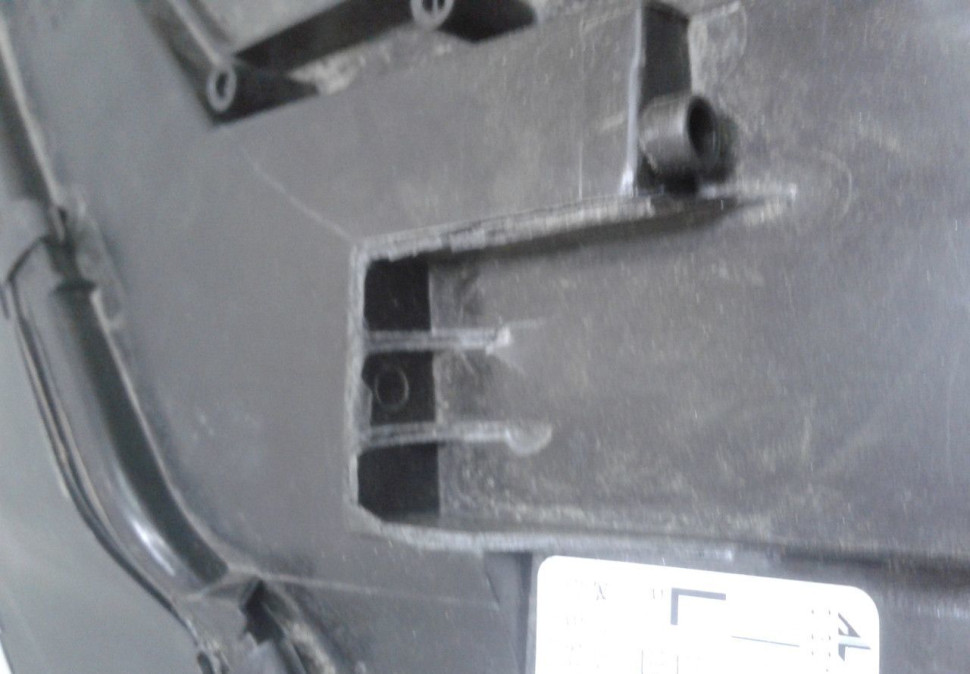 Фара левая Volkswagen Tiguan 2 ксенон oem 5nb941081a (слом. 1 крепление) (скл-3)