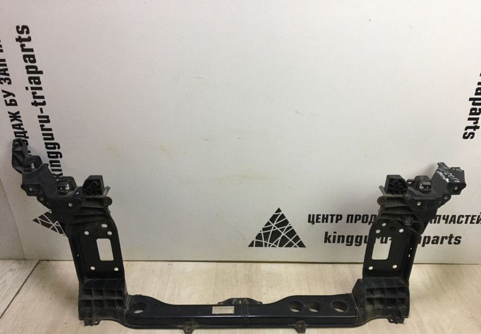 Панель передняя Hyundai Tucson 3 TL oem 64101D7000