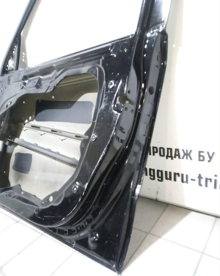 Дверь передняя правая Kia Sorento 2 09-20 oem 760042P000