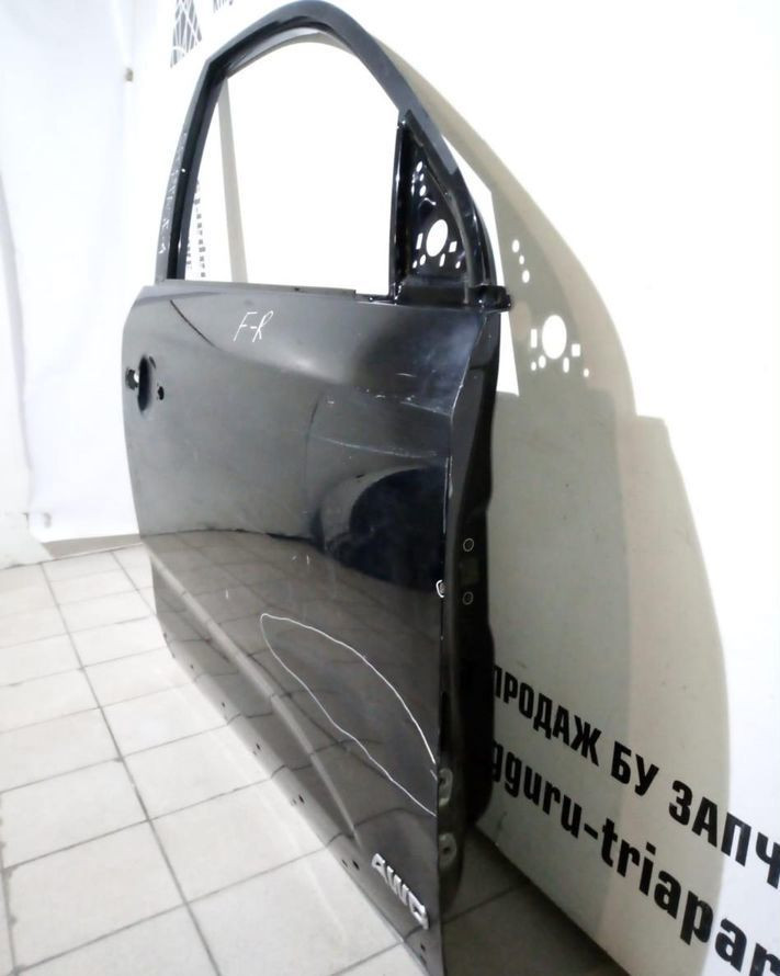 Дверь передняя правая Kia Sorento 2 09-20 oem 760042P000 Дверь передняя правая Kia Sorento 2 09-20 oem 760042P000