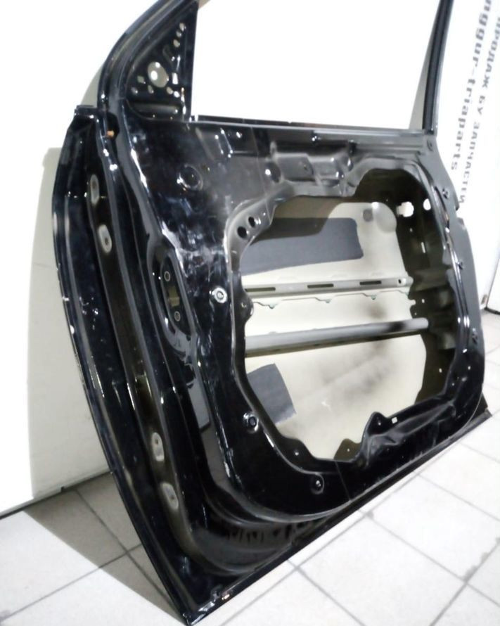 Дверь передняя правая Kia Sorento 2 09-20 oem 760042P000 Дверь передняя правая Kia Sorento 2 09-20 oem 760042P000