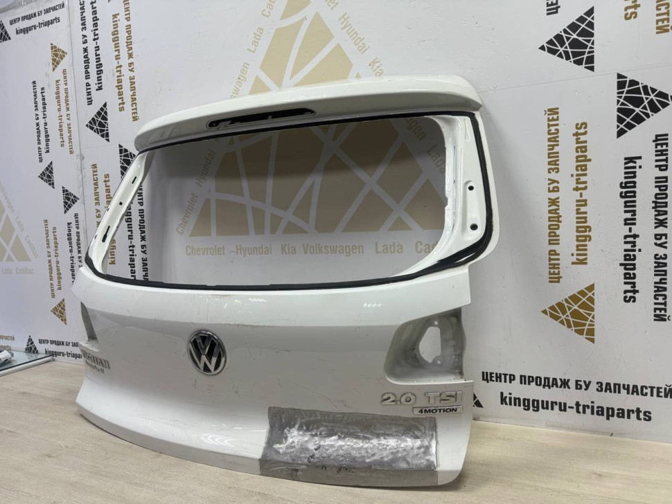 Крышка багажника Volkswagen Tiguan 1 2007 oem 5N0827025G Крышка багажника Volkswagen Tiguan 1 2007 oem 5N0827025G