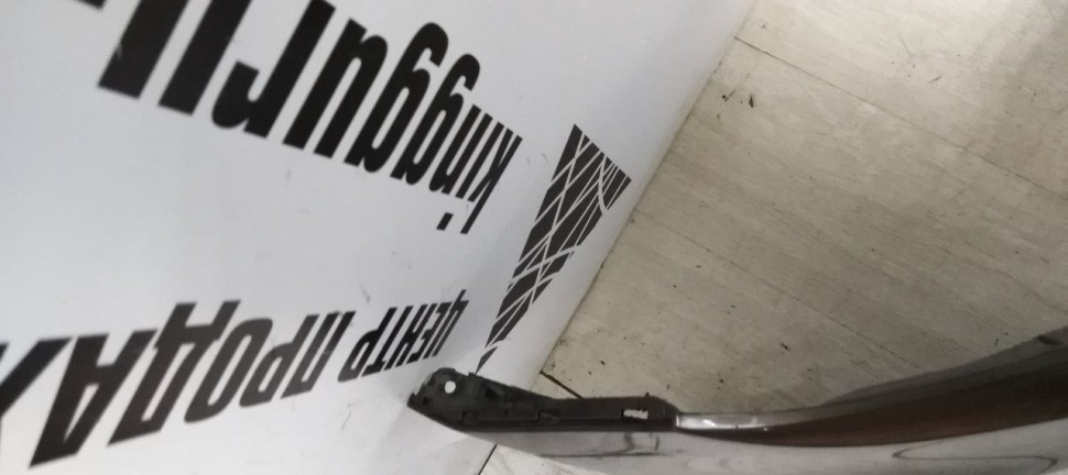 Бампер передний Volkswagen Touareg  NF дорест oem 7P6807221B