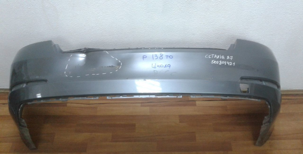 Бампер задний бу Skoda Octavia A7 OEM 5E0807421 (В)